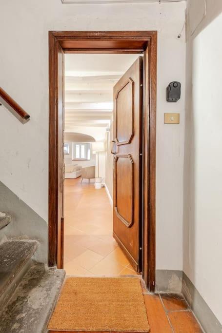 Amazing Apartment In Piazza Santa Croce Firenze Extérieur photo